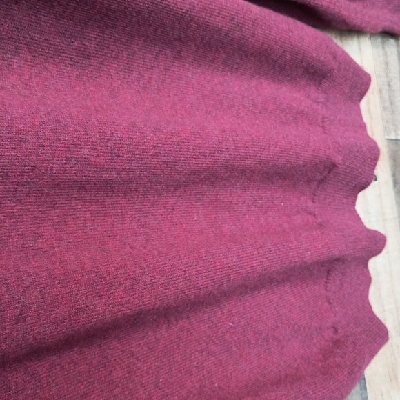 Saks Fifth Avenue Deep Red 100% Cashmere Crew Neck Sweater Sz Large Men - Picture 12 of 16